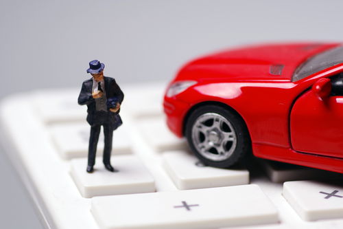 政策利好二手車市場(chǎng) 17部門(mén)取消不合理限制，推動(dòng)行業(yè)健康發(fā)展